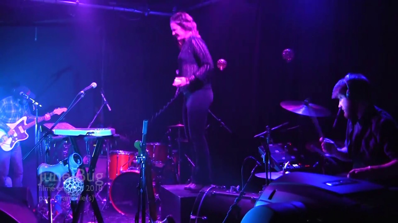 JUNE BUG - REASONS (LIVE) adlı videoyu YouTube'da izle JUNE BUG - REASONS (LIVE) adlı videoyu YouTube'da izle