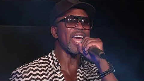 Bryan Chambers performs for #WeAreFabuloso