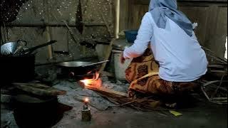 Terbongkar sosok Gadis Desa yang viral masak dengan kayu bakar