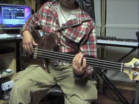 Taranaki Tuatara Fretless Bass