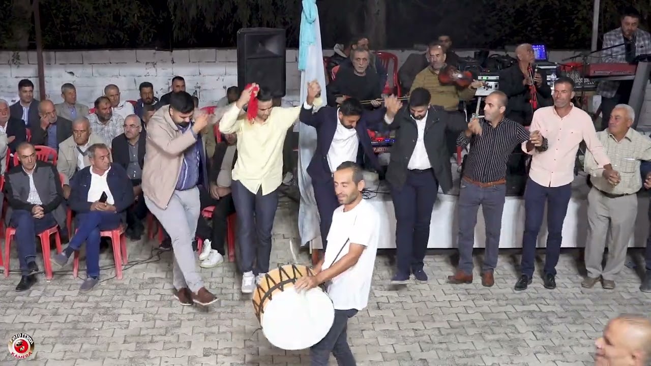 Foto Ferdi Kamera Kumlu Akpınar köyü Kısmet Ailesi Düğününden Sanatçı Abdurahman Karaca sahnesi