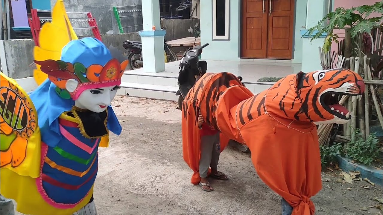 Burok Anak Cibingbin / RATU KAYANGAN DAN MACAN