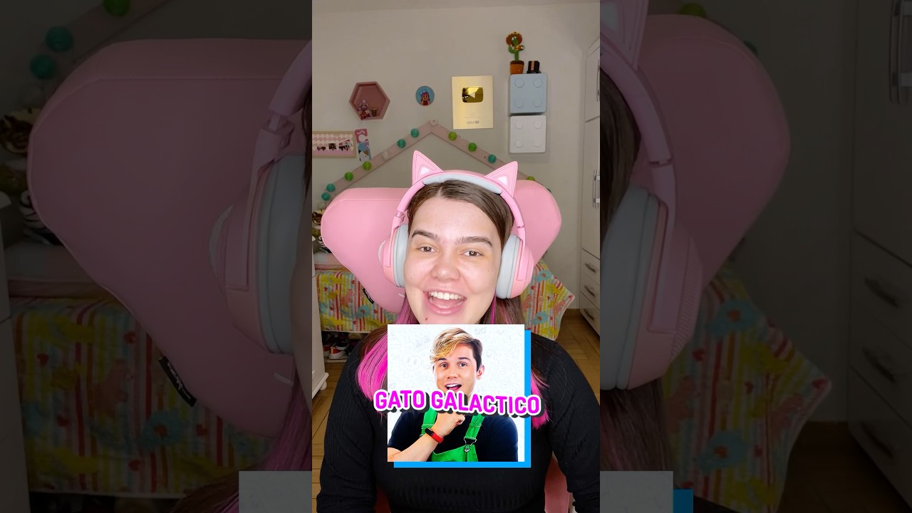 Gato Galáctico escolhe minhas roupas no Brookhaven do Roblox #roblox #brookhaven