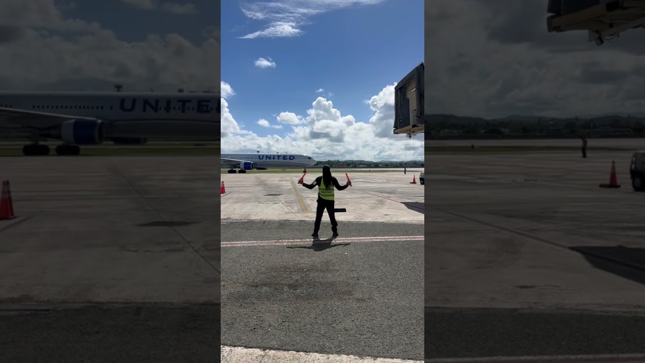 I enjoy every moment with airplanes, and my coworkers and I go✈️