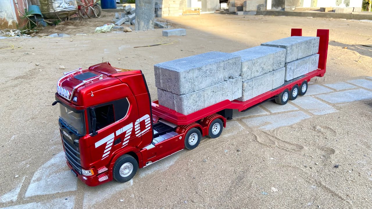 Large Coca Cola Christmas RC Light Up Truck - YouTube