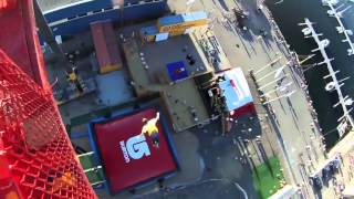 Demotivateur Un saut de 52 mètres de haut sur un matelas فيس بوك