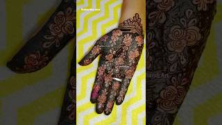 Gorgeous Cutwork Mehndi❤️Rose Bunches Henna #shirts #mehndi #cutwork #negativespace #henna #trending