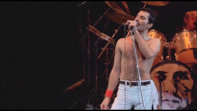 Queen imagine Live In 1980 Video - YouTube