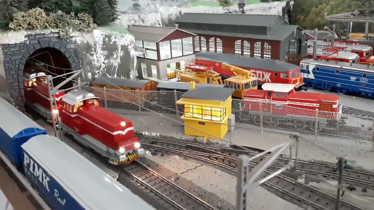 Представяне на 55 195 и 55 205 на БДЖ