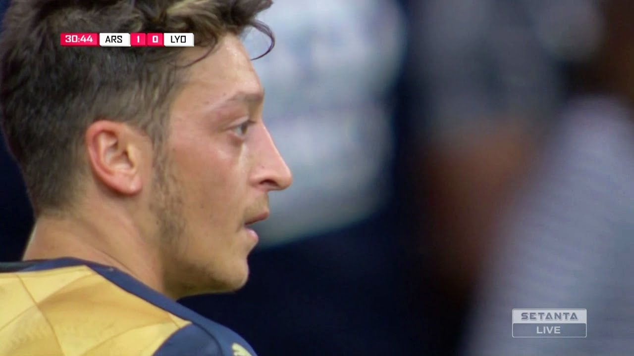 Mesut Özil vs Olympique Lyon (Home) 15-16 HD 720p [25/07/2015]