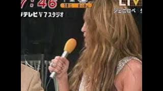 Jennifer Lopez singing 'Get Right' on Japanese TV.