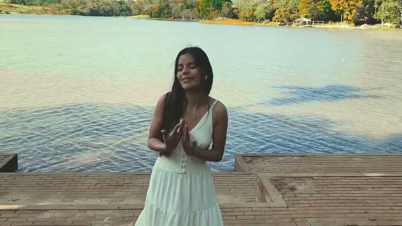 Abrázame muy fuerte