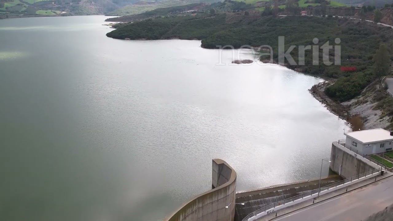 Υπερχείλιση στο Φράγμα Ποταμών στο Αμάρι - Πλάνα drone