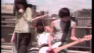 We Want The Airwaves - The Ramones chords