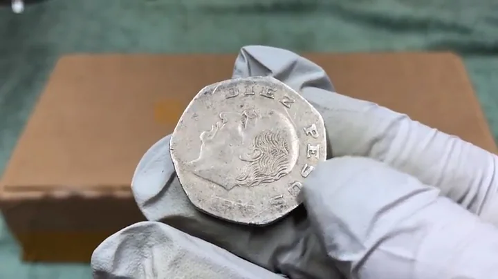 Silver Sunday! Coin Roll Hunting Half Dollars! Looking for Old Silver! More silver half dollars!