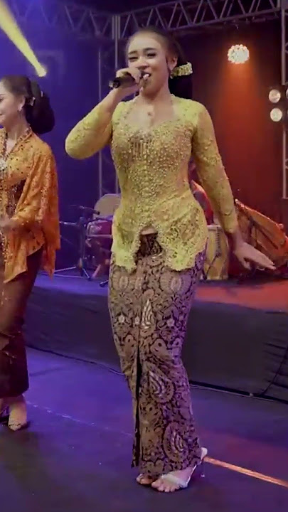 Download lagu BOJOKU BOJONE UWONG 2 #nikensalindry #rinaaditama #bojokubojoneuwong #campursarieverywhere