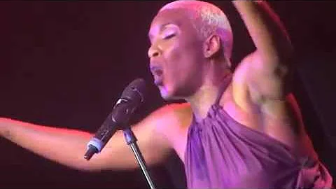 Liv Warfield Live ~You Got the Love(Chaka Khan & R...