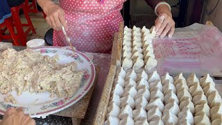 現包水餃搭配各式滷味｜平民美食Dumpling Wrappers ... 