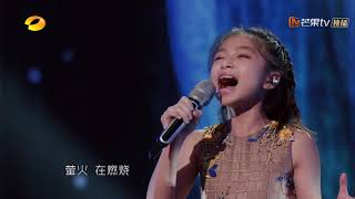 Celine Tang SERENADES us with her voice! | World's Got Talent 2019 巅峰之夜