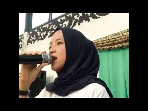 nissa-sabyan---ya-asyiqol-musthofa-live-universitas-budi-luhur