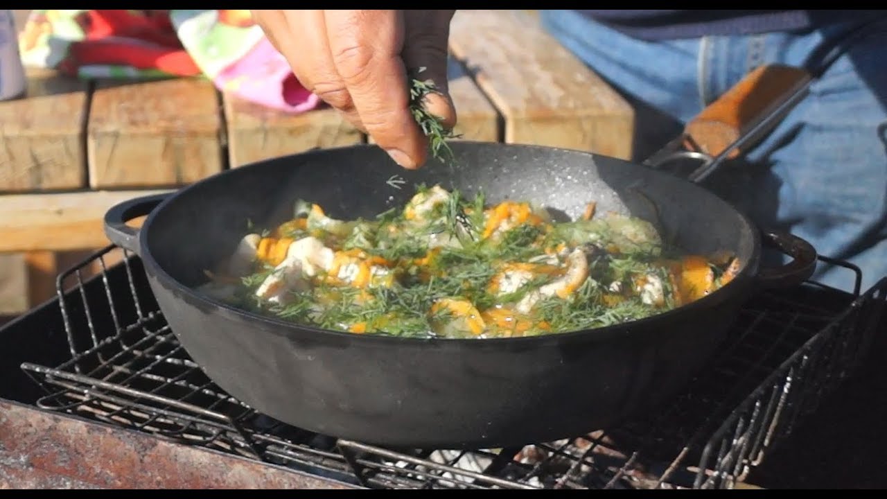 Остятская уха из стерляди старинный рецепт - YouTube