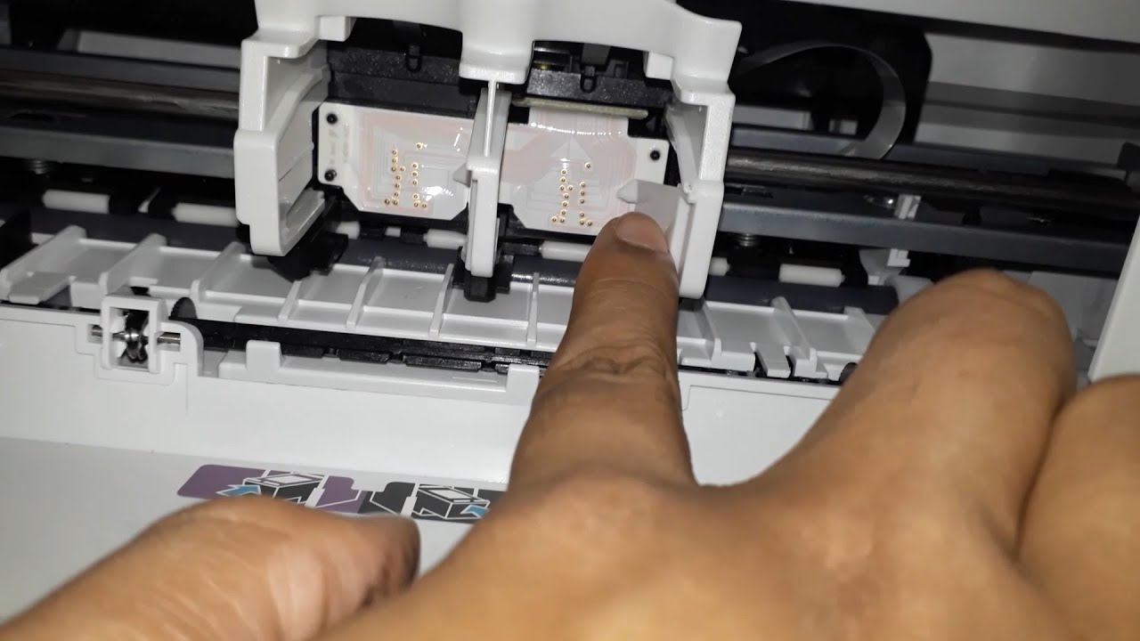 Replacing A Cartridge Hp Deskjet Ink Advantage 2135 All In One Printer Hp Youtube