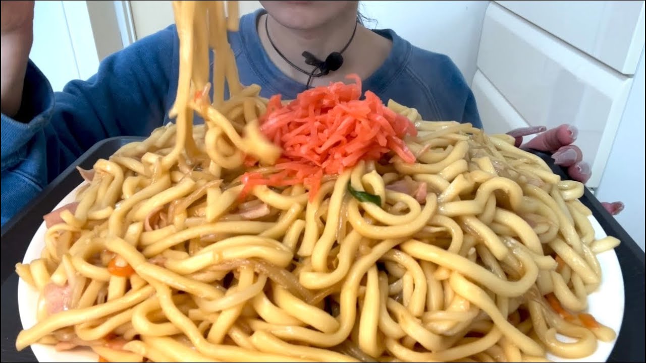 【ASMR】Stir-Fried Udon Noodles！焼きうどん！【咀嚼音】
