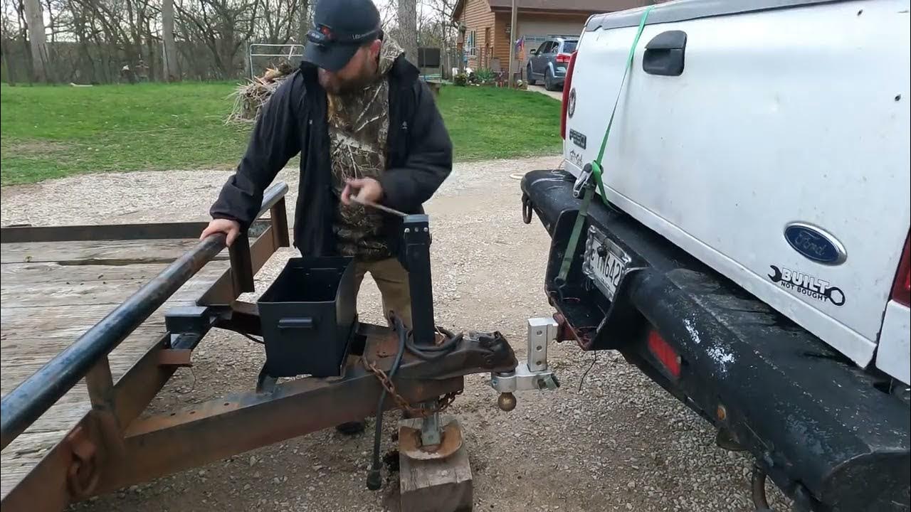 Hooking up trailer to my LIFTED POWERSTROKE 6.7 DIESEL Truck YouTube