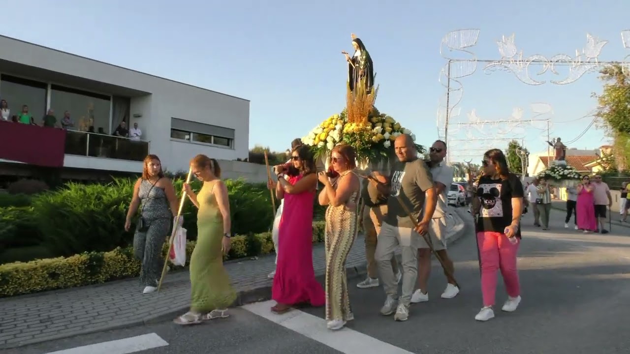 Procissão do Divino Salvador em Real Vila Meã