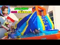 Jugando con Freskas - SPLASH AND SLIDE - Brincolín con Alberca Chapoteadero - Yesly y Sarayu