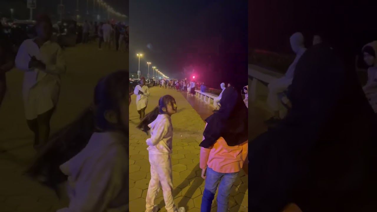 Fireworks #mozambique #explore #maputo #2023 #farewell2022#friends#ai #nightlife #beachside