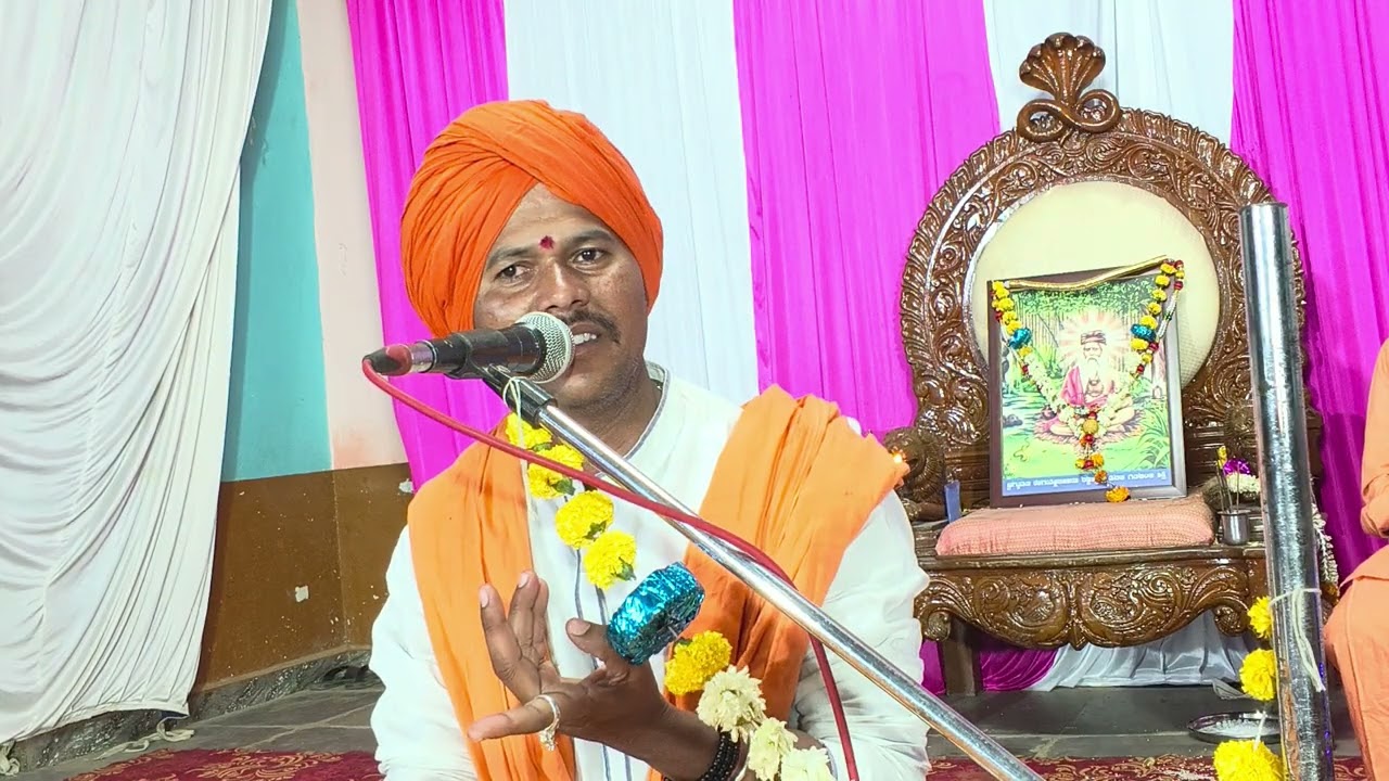 ಬ್ರಾಹ್ಮಣ ರಾಮಚಂದ್ರ ಪಂಥ ಅವರಿಗೆ ಅಡವಿ ಸಿದ್ದೇಶ್ವರರ ಆಶೀರ್ವಾದ