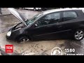 Провалля на дорозі: у Львові під асфальтом опинився автомобіль