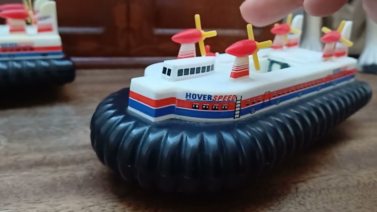 Hoverspeed SRN4 cross channel hovercraft toy model