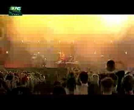 System of a Down-Drugs (or Suite-Pee lif concert)