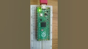 Blinking an LED on the Raspberry Pi Pico RP2040 | First Steps with MicroPython