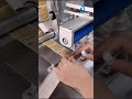 半自動シリンジチューブラベリング機械シリンジラベリング機器テストビデオ