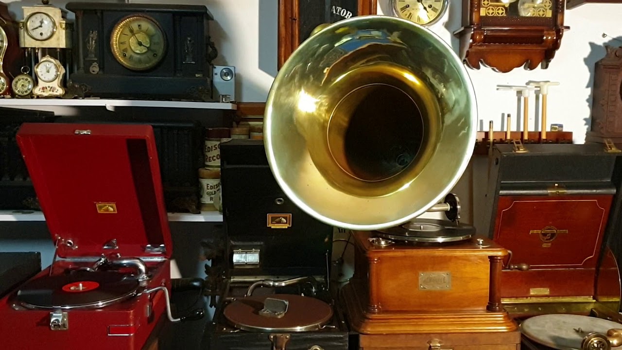 Waltz Me Around Again Willie. Murray and Haydn Quartet. 78rpm HMV. Gramophone Play Waltz Me Around Again Willie. Murray and Haydn Quartet. 78rpm HMV. Gramophone Play