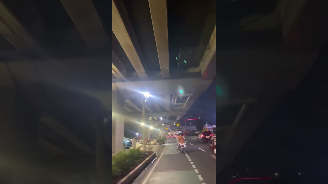 Suasan malam jakarta. 