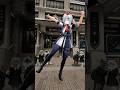 卒業式で横揺れダンスをかますヤリラフィーVTuber