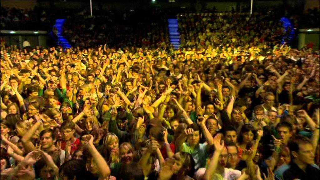 October Light - Rittal Arena Wetzlar 2009 (Full Concert)