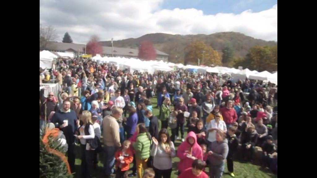 2014 Woolly Worm Festival Banner Elk Nc Youtube