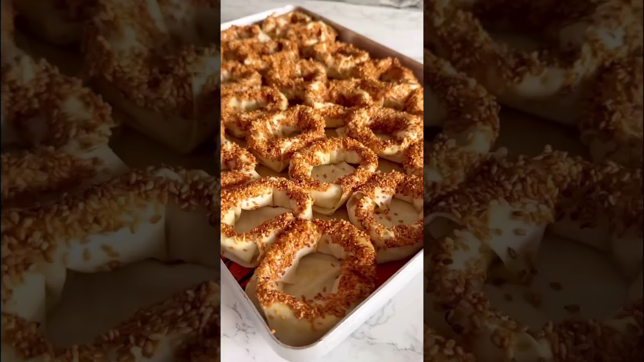 Hazır yufkadan çıtır çıtır mini simit pizzalar yapıyoruz????????????  #tatlıtarifleri #kolayyemek #dessert