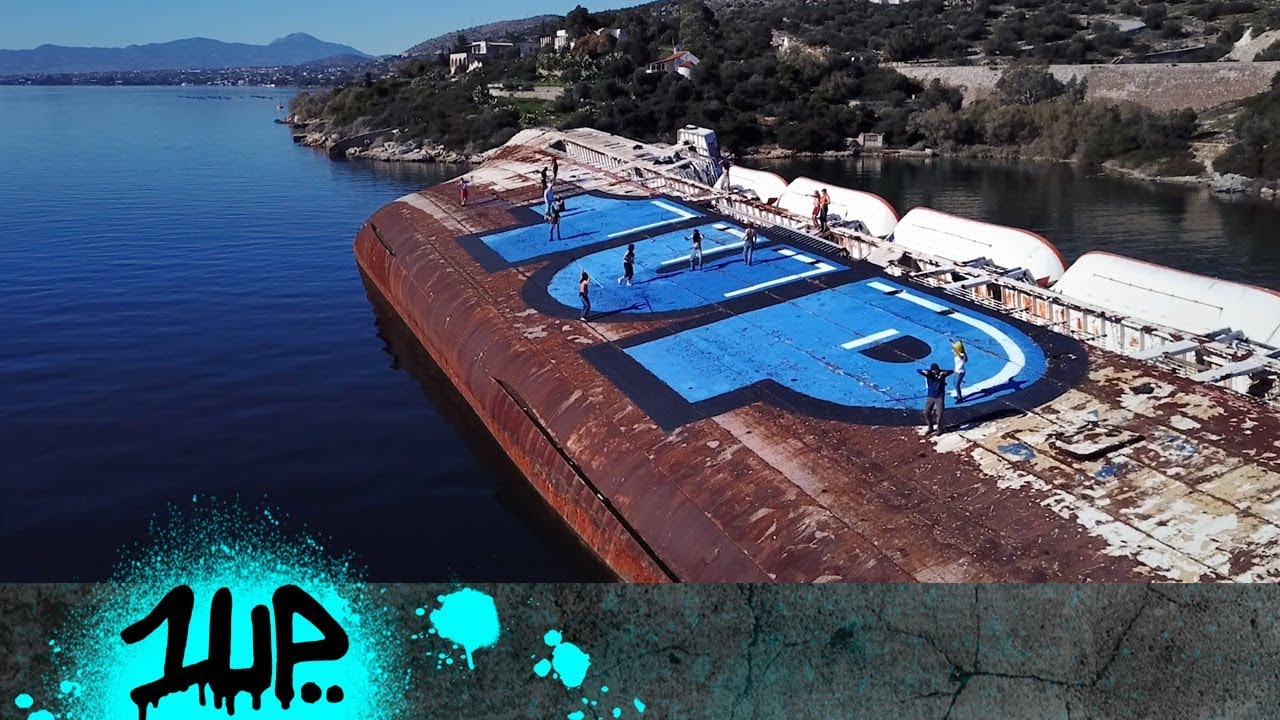 1up Crew Verewigt Sich Spektakular Auf Schiffswrack Video Hiphop De