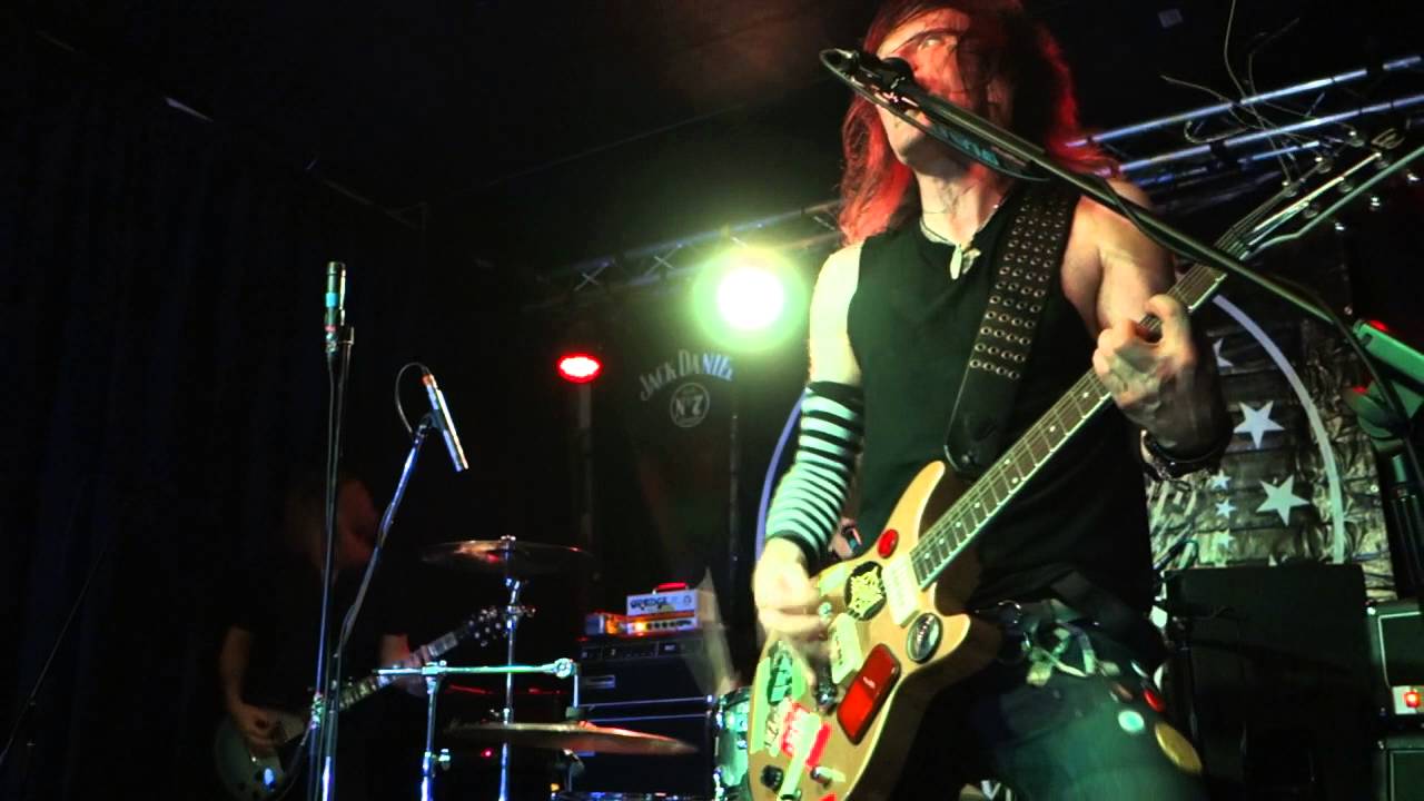 RICHIE RAMONE - Criminal (live).