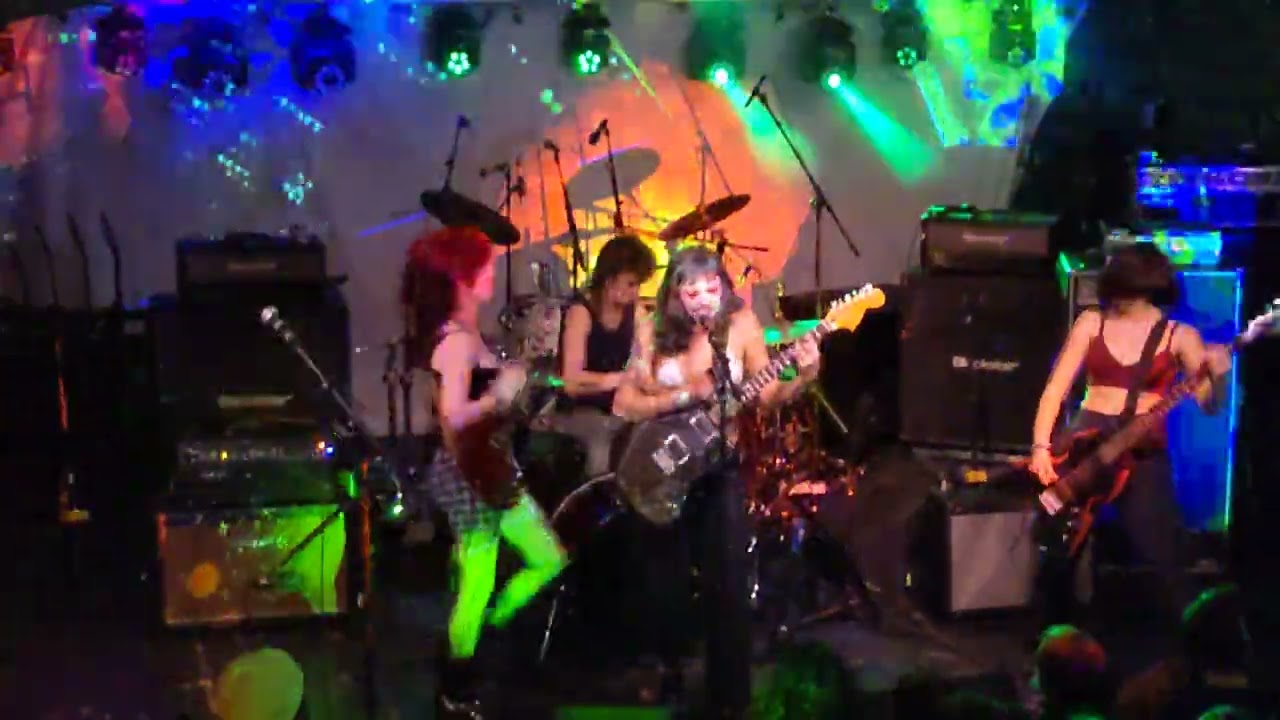 Die Spitz live Mohawk, Austin, Levitation 2022, 10-30-22