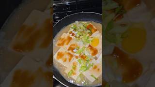 Japanese Women Live Almost Forever Because They Eat Tofu And Miso Soup お豆腐の白味噌煮込み　淡路島玉ねぎ出汁使用