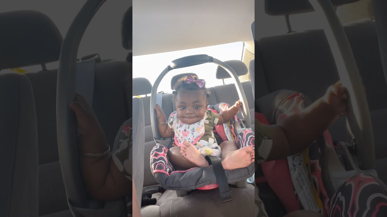 Little Kid Has Hilarious Laugh ViralHog