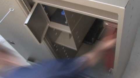 FREESTYLE PERSONAL STORAGE LOCKERS