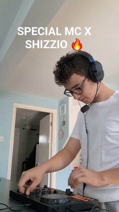 DJ C-LECTA does shizzio X Special MC Oi Oi